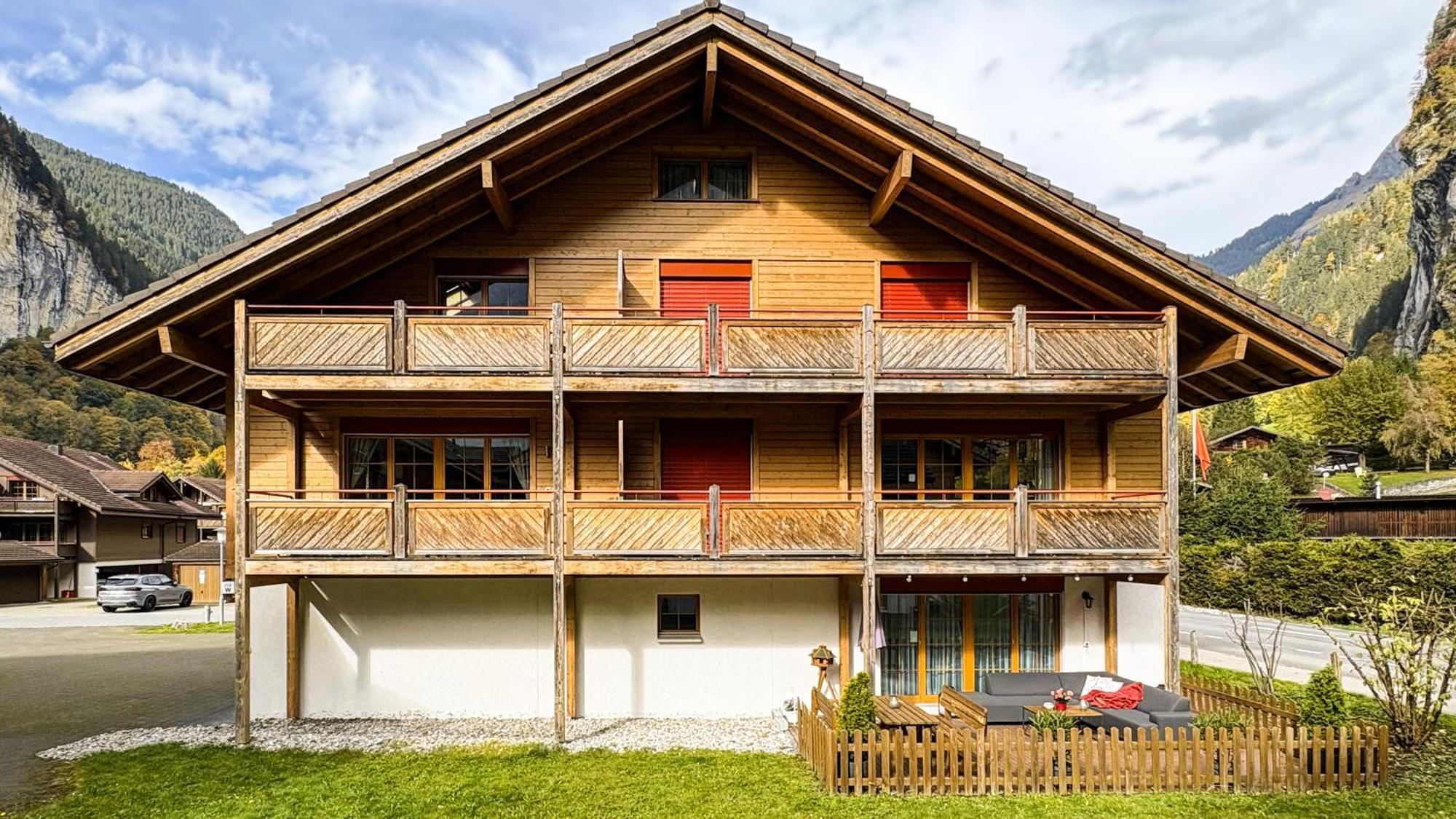 Family Frame Apartment Lauterbrunnen Eksteriør billede